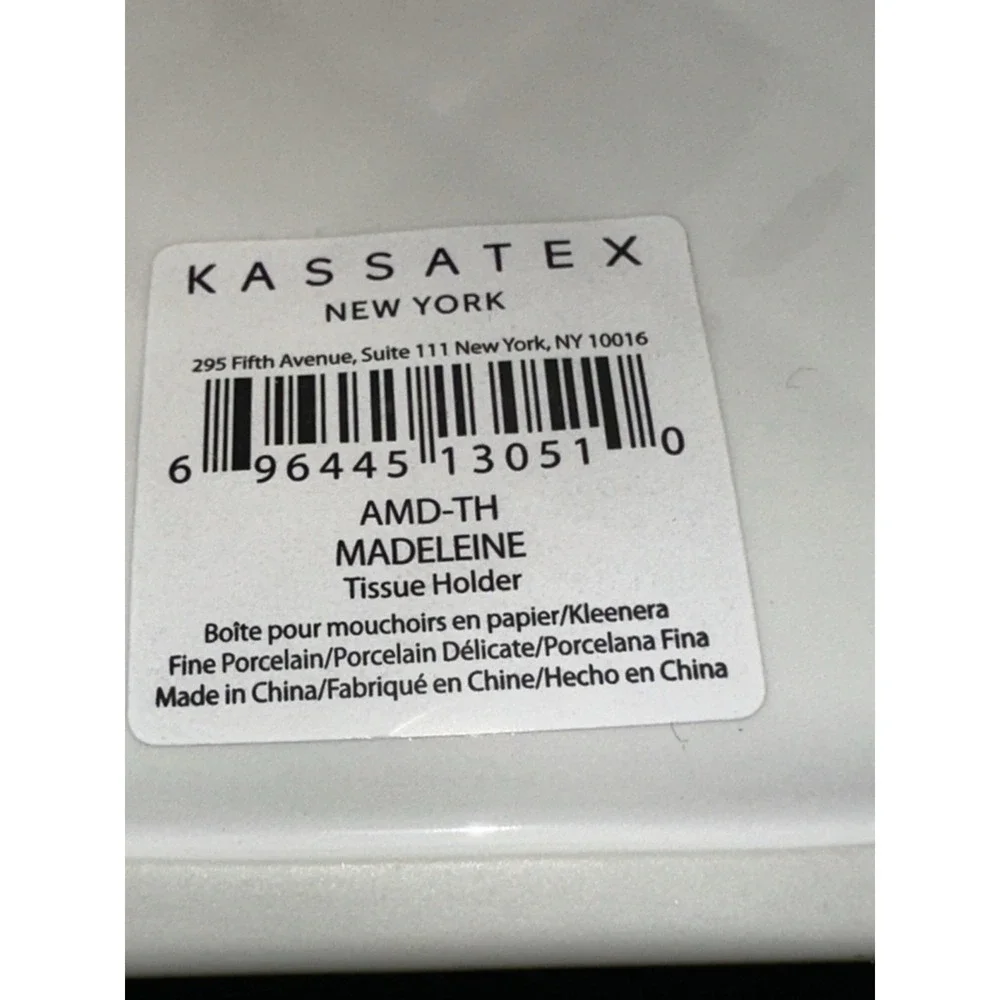 NEW Kassatex Madeleine Bath Accessories Tissue Holder Ceramic White Gray Square